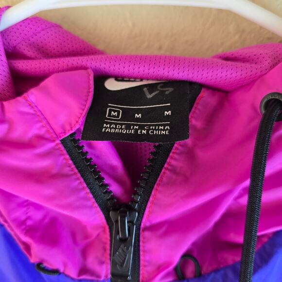 Nike Men's Hike Windbreaker Jacket Urban Outfitters, Medium - Picture 11 of 11